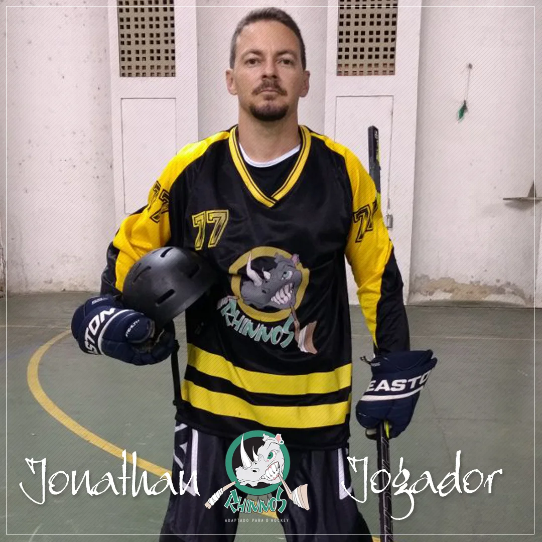 Integrante da equipe Rhinnos Hockey
